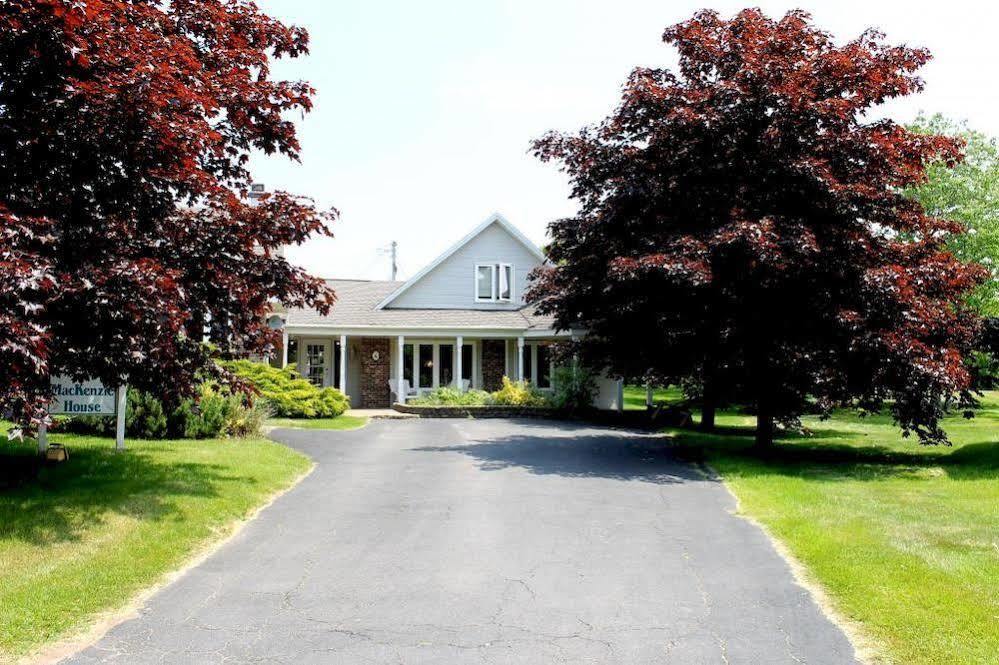 Mackenzie House B&B By Elevate Rooms Port Hawkesbury Zewnętrze zdjęcie