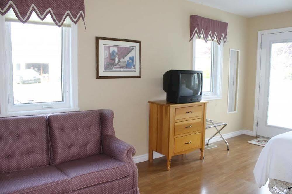 Mackenzie House B&B By Elevate Rooms Port Hawkesbury Zewnętrze zdjęcie