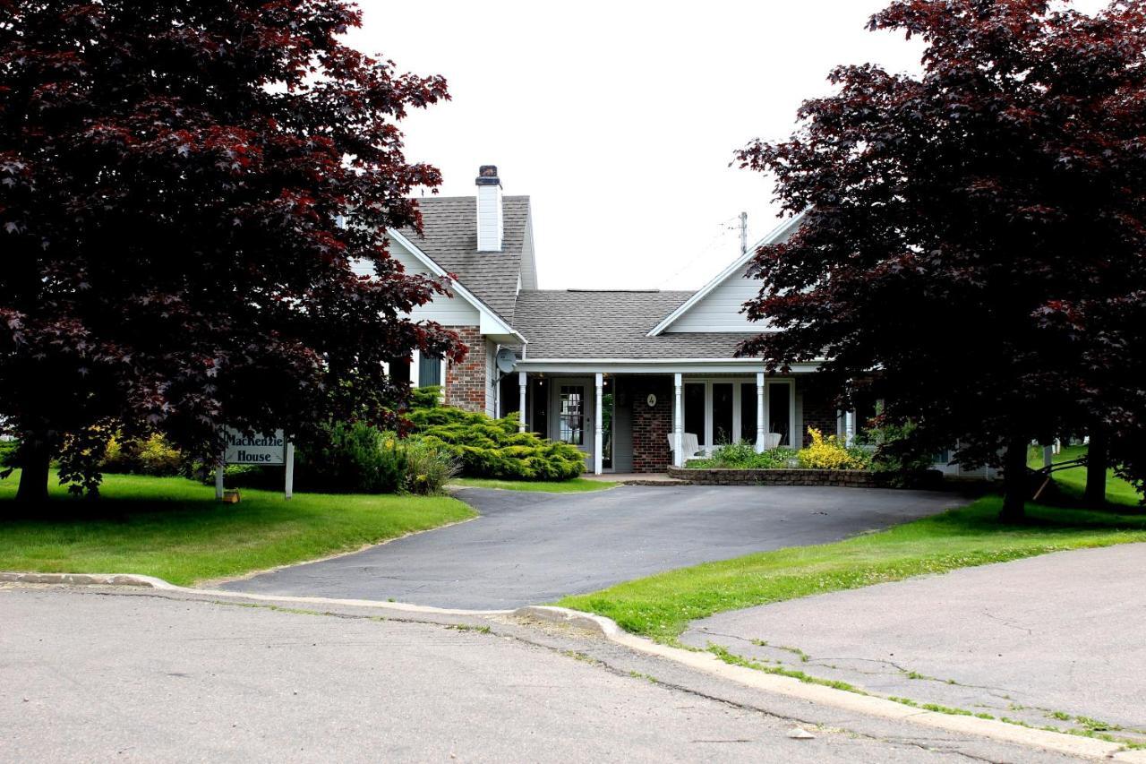 Mackenzie House B&B By Elevate Rooms Port Hawkesbury Zewnętrze zdjęcie